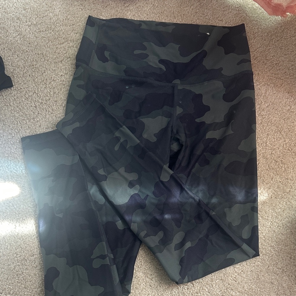 Old Navy Kids Camouflage Leggings - Black and Gray